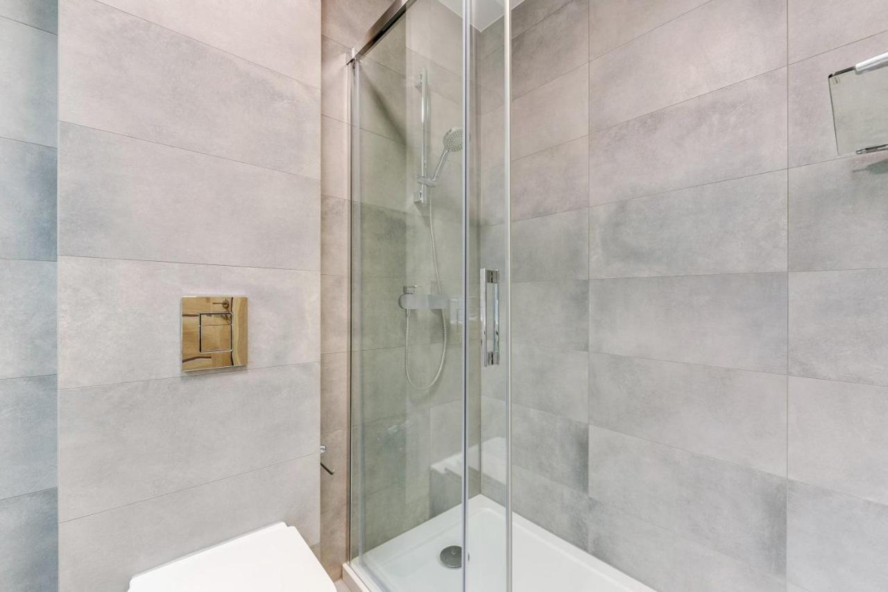 Goma Rent Chmielna 63 Gdansk Waterlane Island Spa&Wellness エクステリア 写真